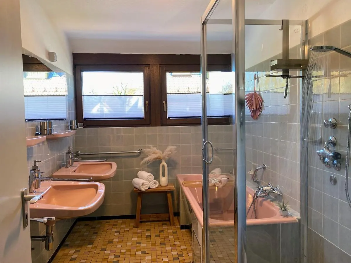 Holiday home Messe- & Ferienhaus Gertraud Am Ludwigskanal, 24 H Self Check-In, Gratis Parken Wendelstein
